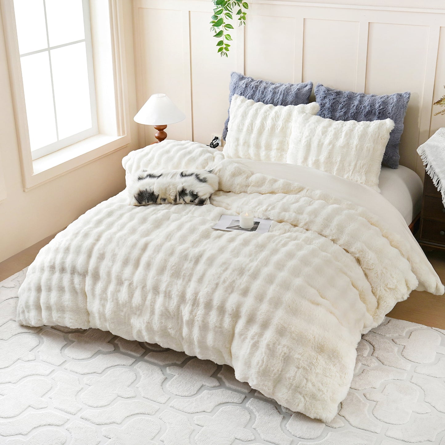 BLEUM CADE Faux Fur Comforter Set Queen Size Off-White,3 Piece Fluffy Fuzzy Soft Bedding Set,Shaggy Comforter with 2 Pillowcases