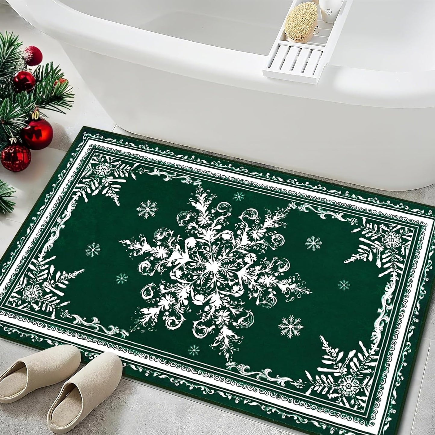 BLEUM CADE Christmas Snowflake Area Rugs 2x3 Door Mat, Non Slip Washable Entryway Rug Outdoor Indoor Welcome Mat for Entrance,Christmas Decorations,Green