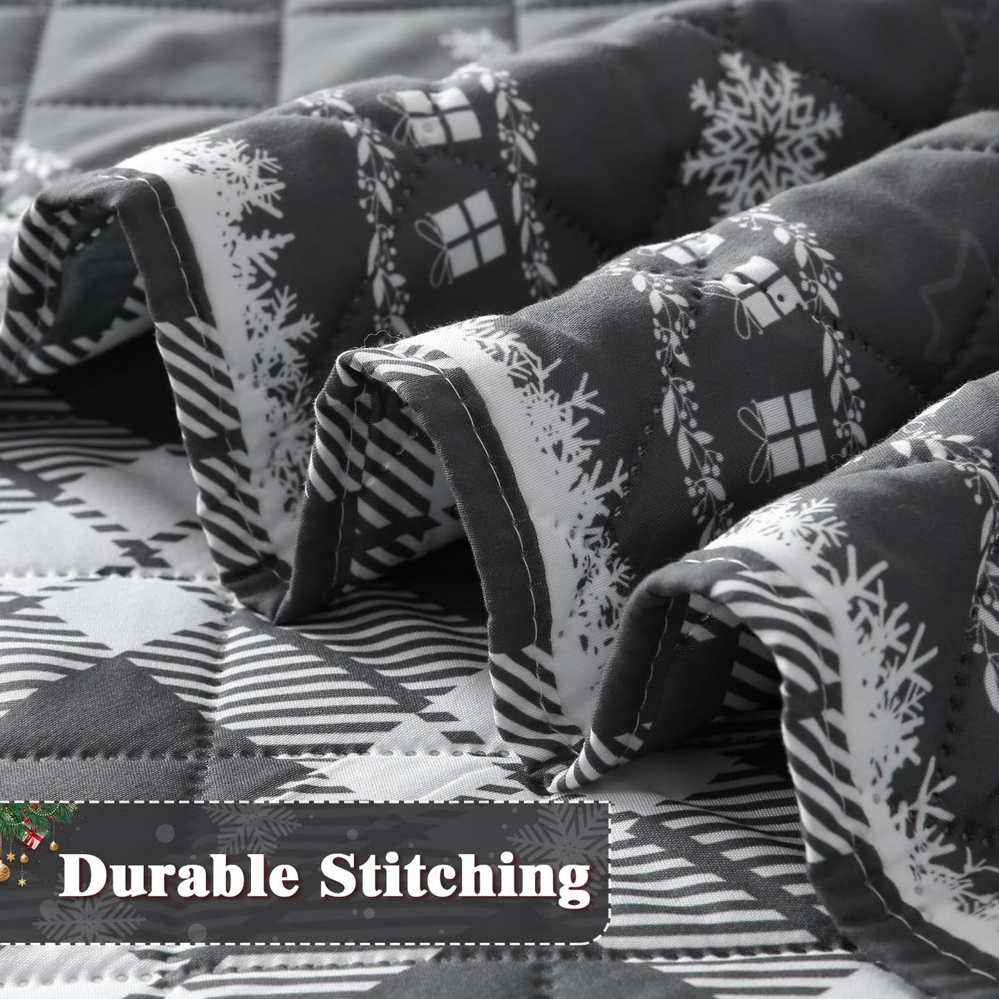 BLEUM CADE Christmas Quilt Set King Size, 3 Pieces Christmas Trees Reversible Quilt Bedding Set,Snowflakes Soft Lightweight Bedspread Coverlet Set (1 Quilt, 2 Pillow Shams)